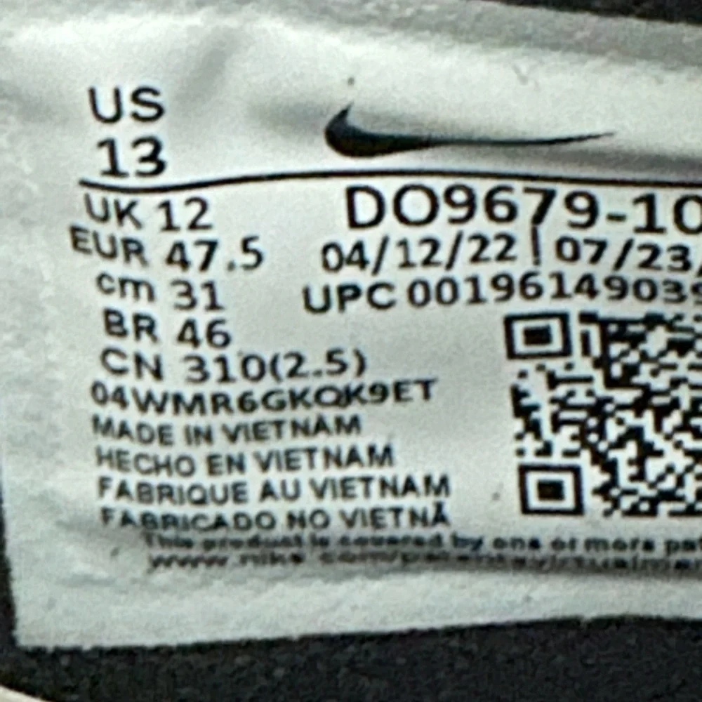 Zoom freak 4 TB size 13 New - Picture 3 of 3